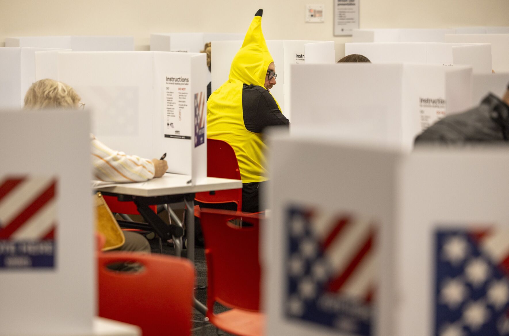 St. Louis-area citizens cast their votes on Election Day